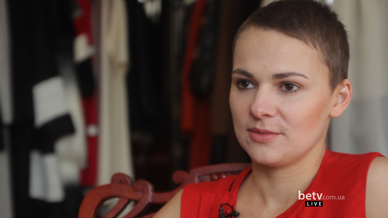 Katja Bereznitsky. Teaser for #FashionWeekTV