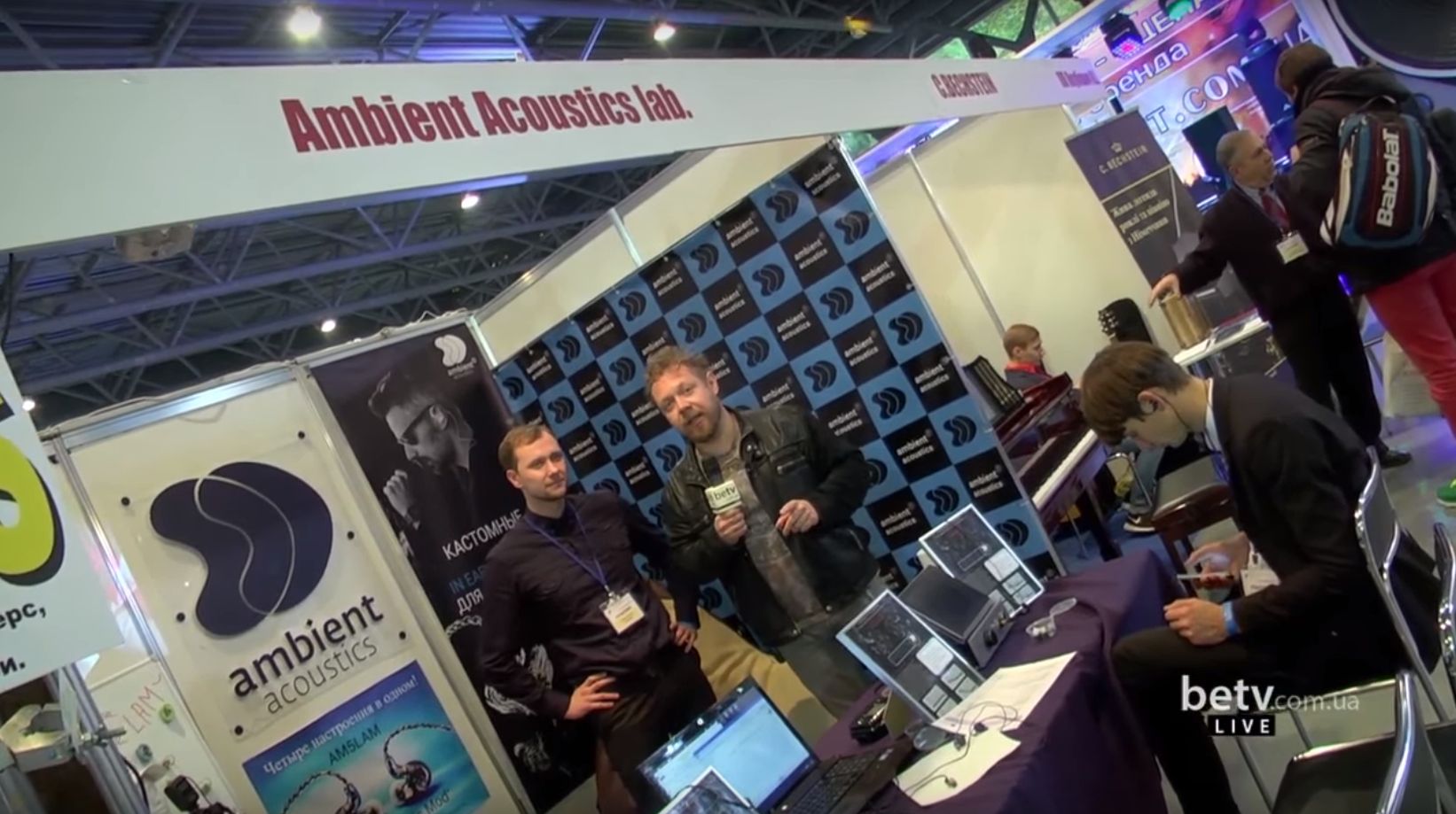 Аmbient acoustics про кастомні навушники. Український музичний ярмарок 2016