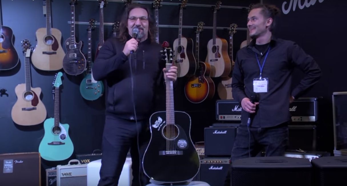 Сергій Кузін та AT Trade презентують нову гітрару Fender