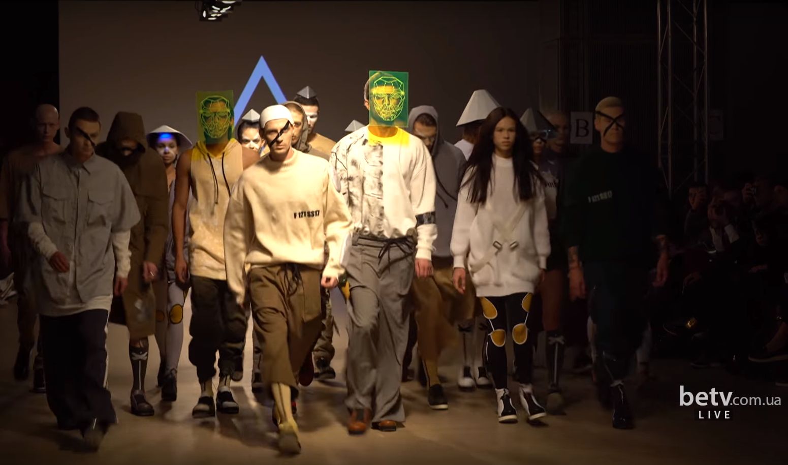 DASTISH FANTASTISH. Показ коллекции SS2017 на 39 Ukrainian Fashion Week