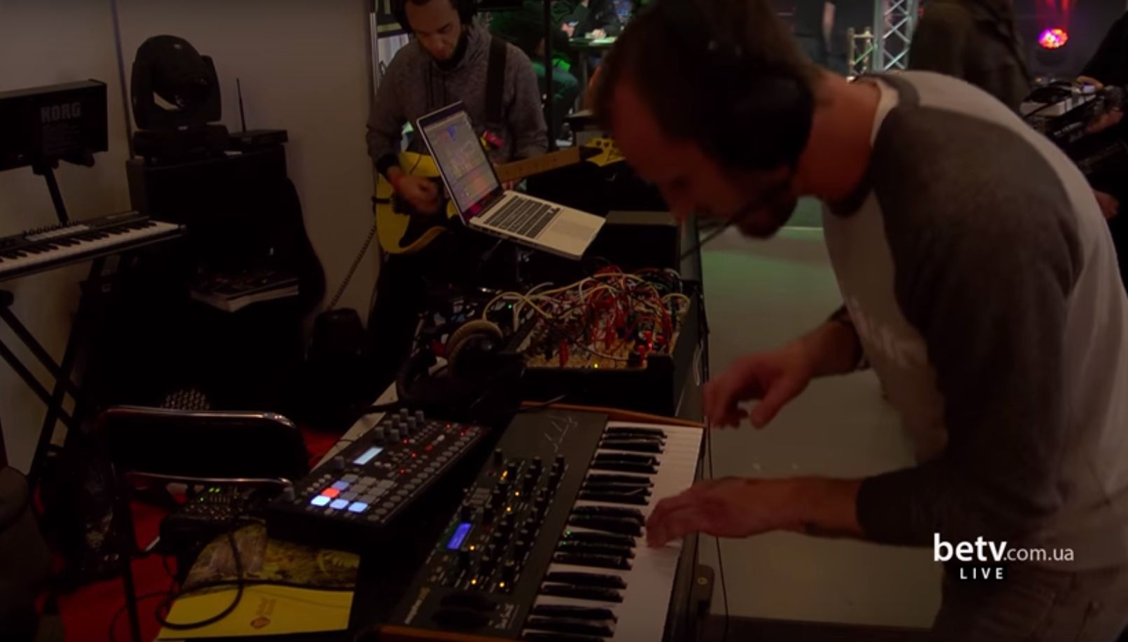 DJ Die performance and jam. ProDJ. Ukrainian Music Fair 2016