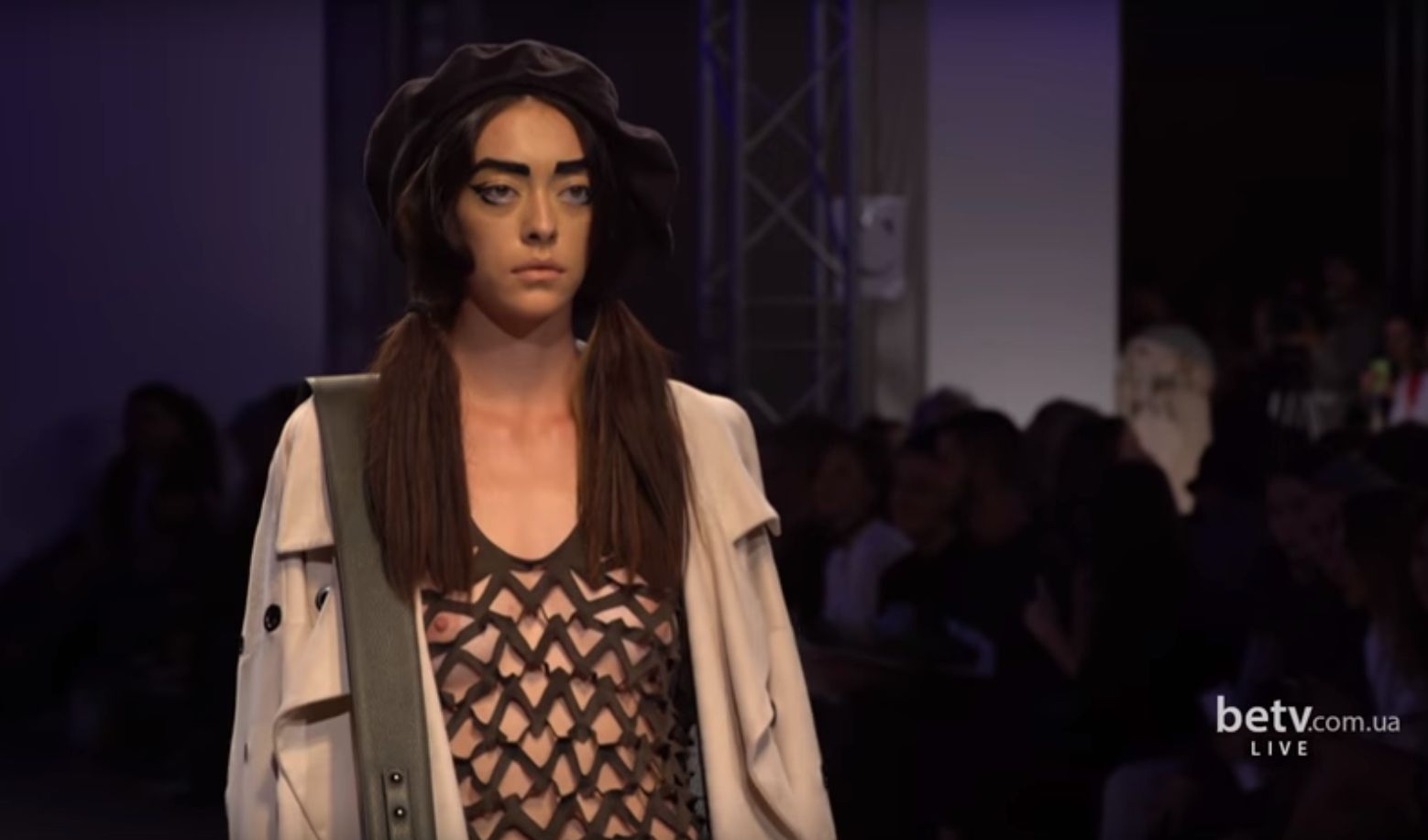 ROUSSIN BY SOFIA ROUSINOVICH. Показ коллекции SS2017 на 39 Ukrainian Fashion Week