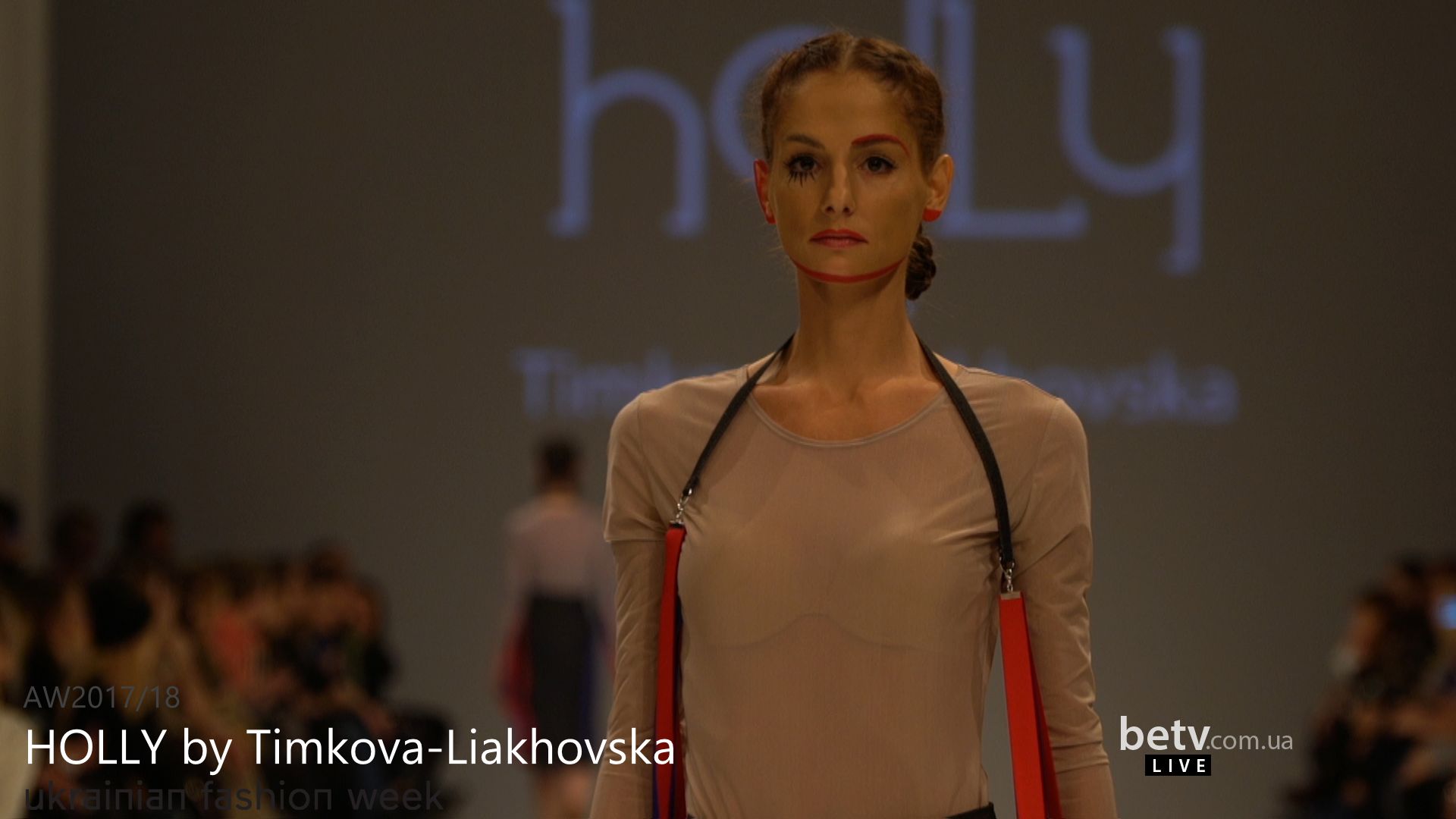HOLLY by Timkova-Liakhovska. Показ коллекции AW 2017-18 на 40 Ukrainian Fashion Week. Fresh Fashion