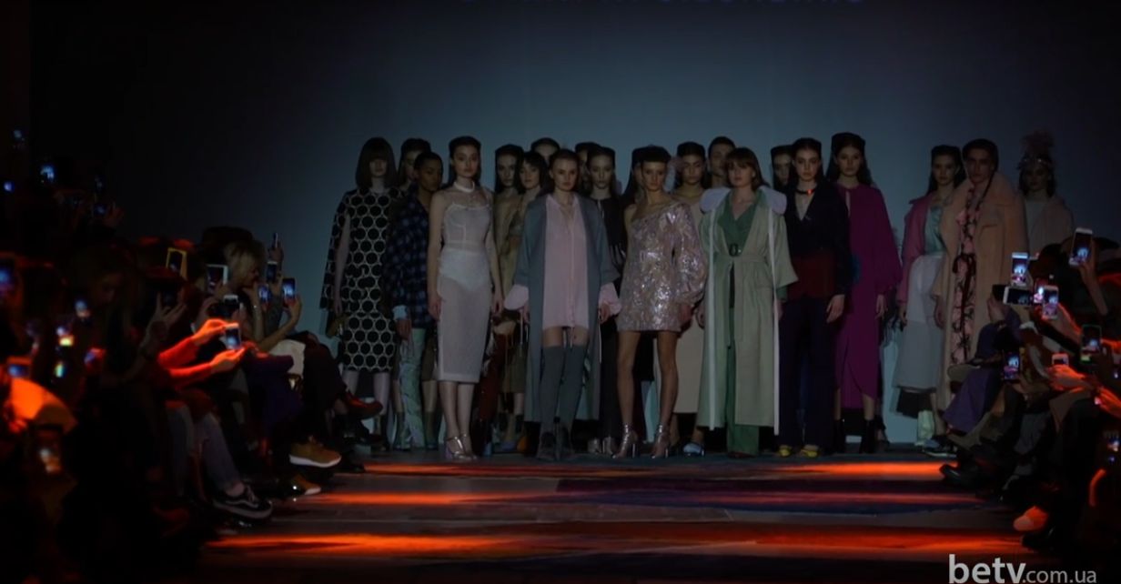 the COAT by Katya Silchenko. Показ коллекции AW 2017-18 на 40 Ukrainian Fashion Week