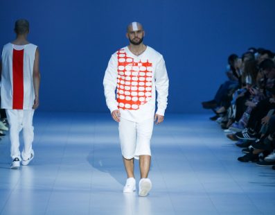 Komashnya. Показ коллекции SS18 на 41 Ukrainian Fashion Week