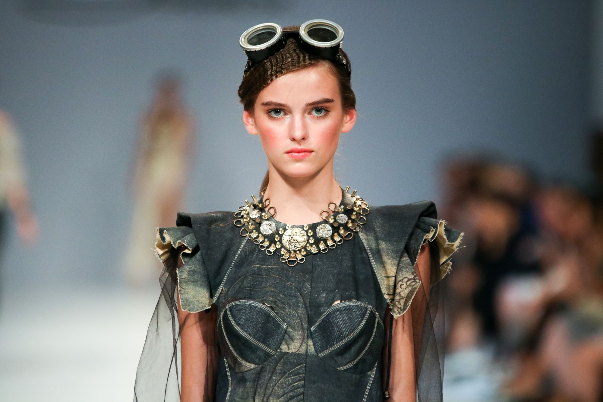 SEREBROVA. Показ коллекции SS18 на 41 Ukrainian Fashion Week