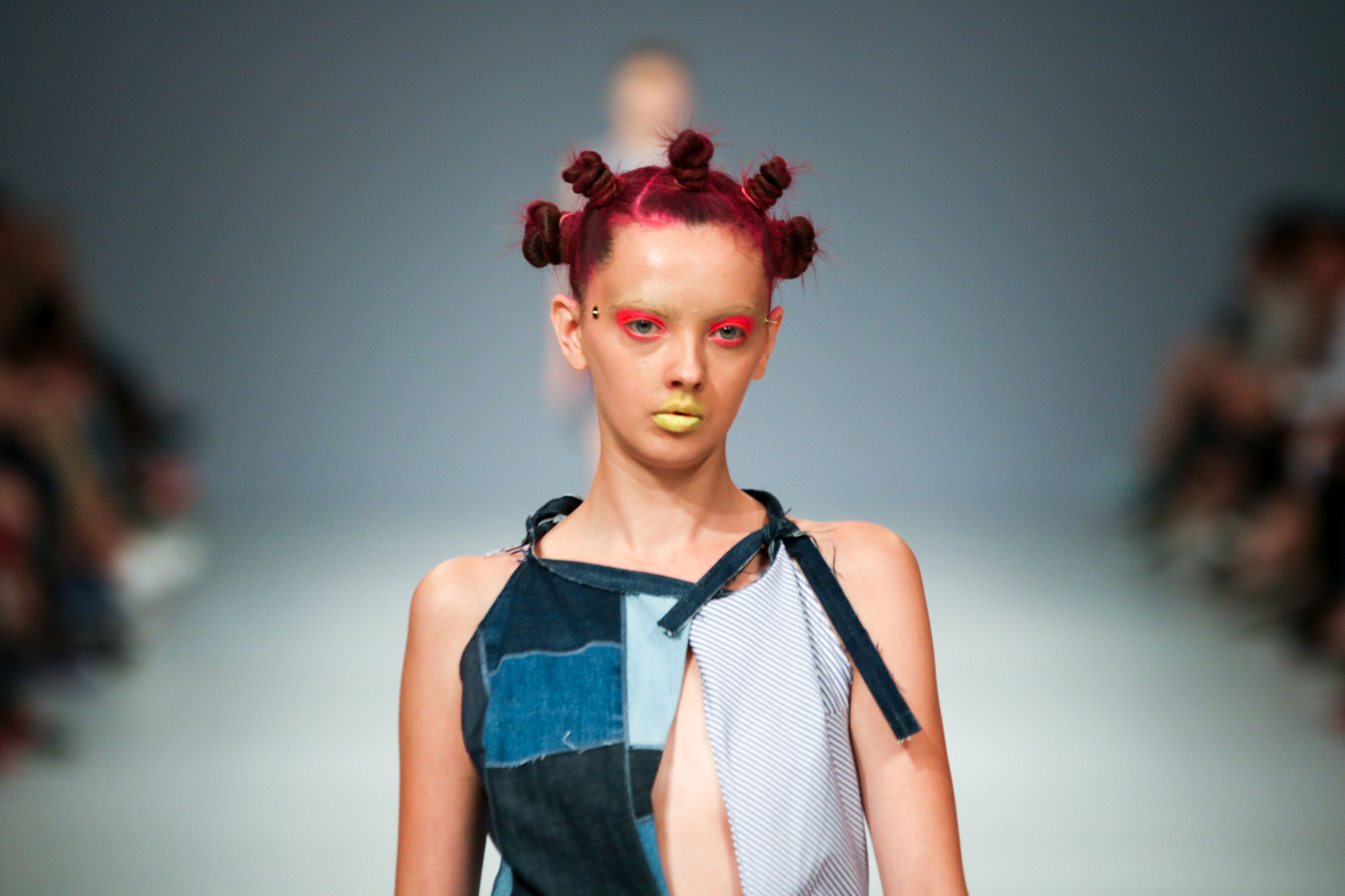 Sistan Varvara. Показ коллекции SS18 на 41 Ukrainian Fashion Week