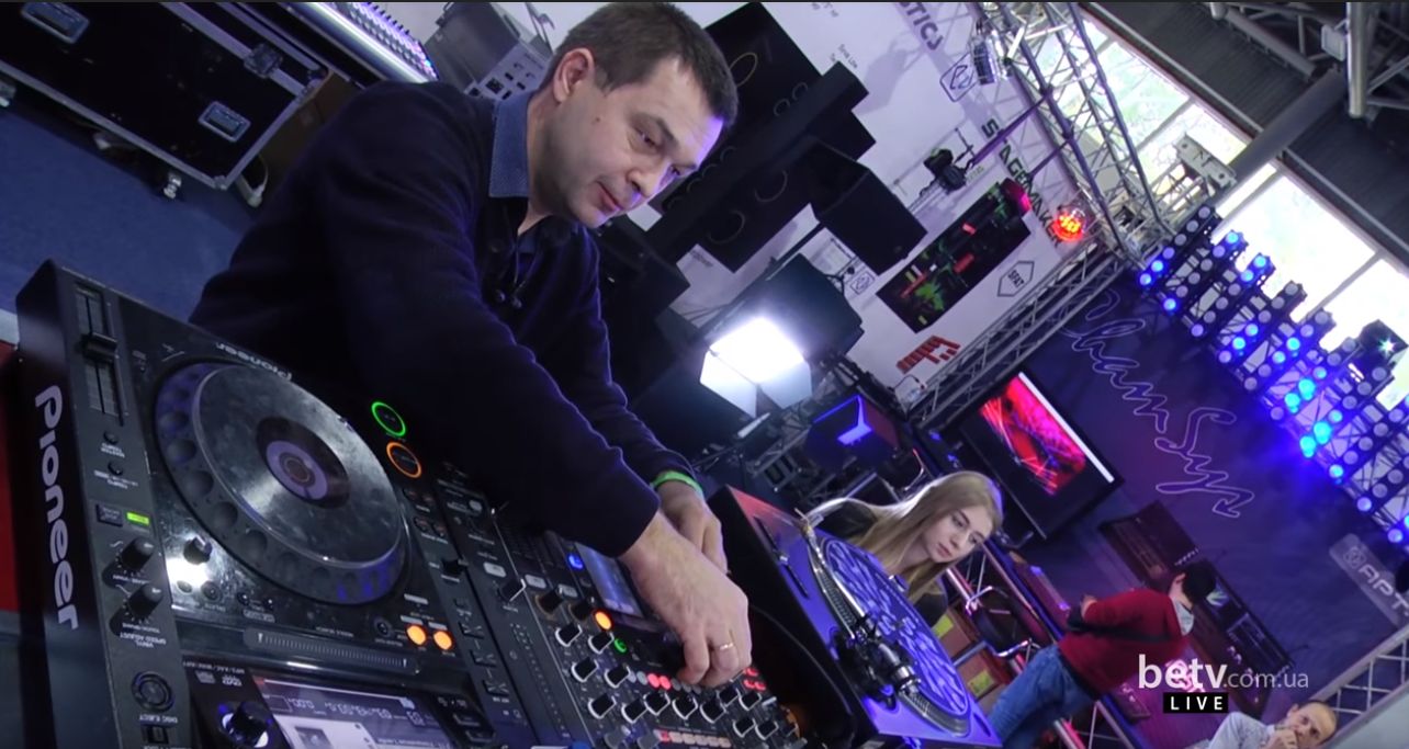 Арт-Р. Новинки на ярмарку – акустична система L-Acoustics Syva. Український музичний ярмарок 2017