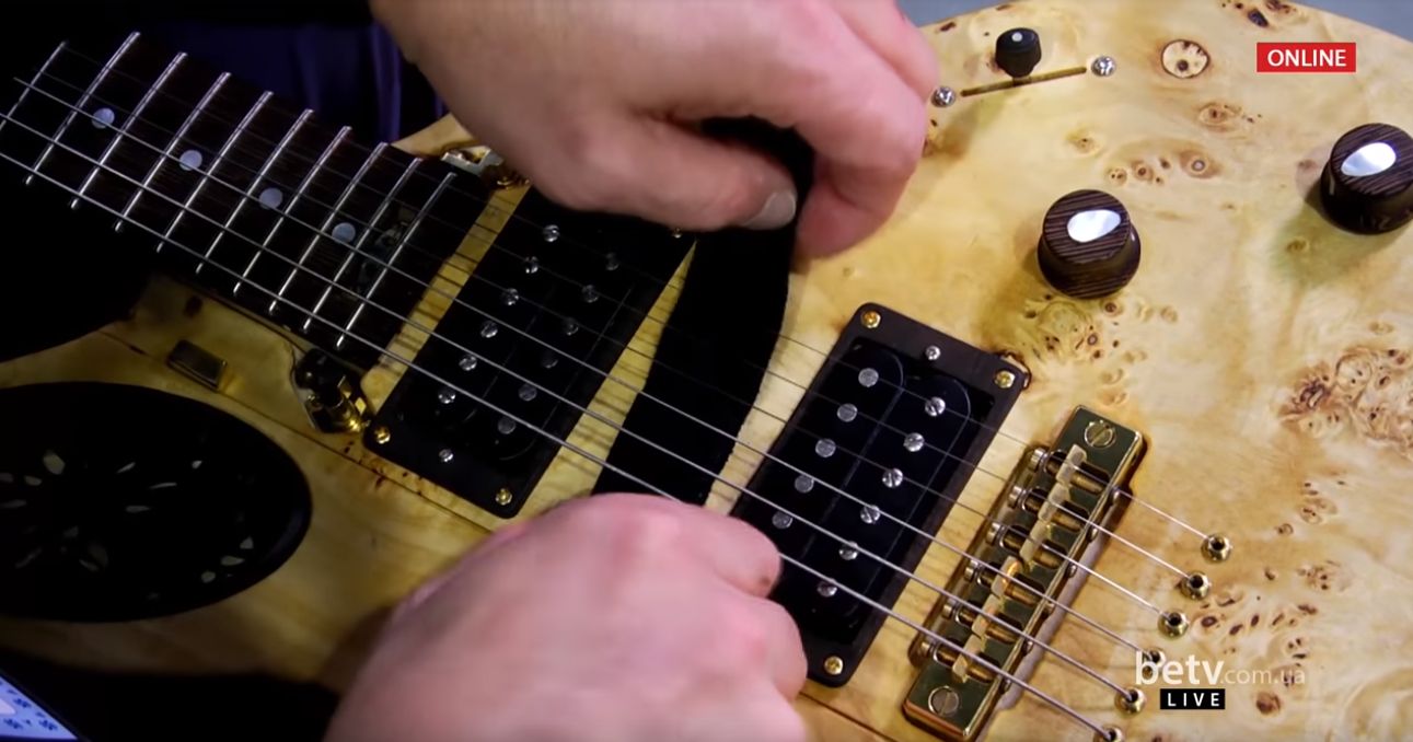 Universum Guitars. Новинки на ярмарку – гітара-трансформер. Український музичний ярмарок 2017