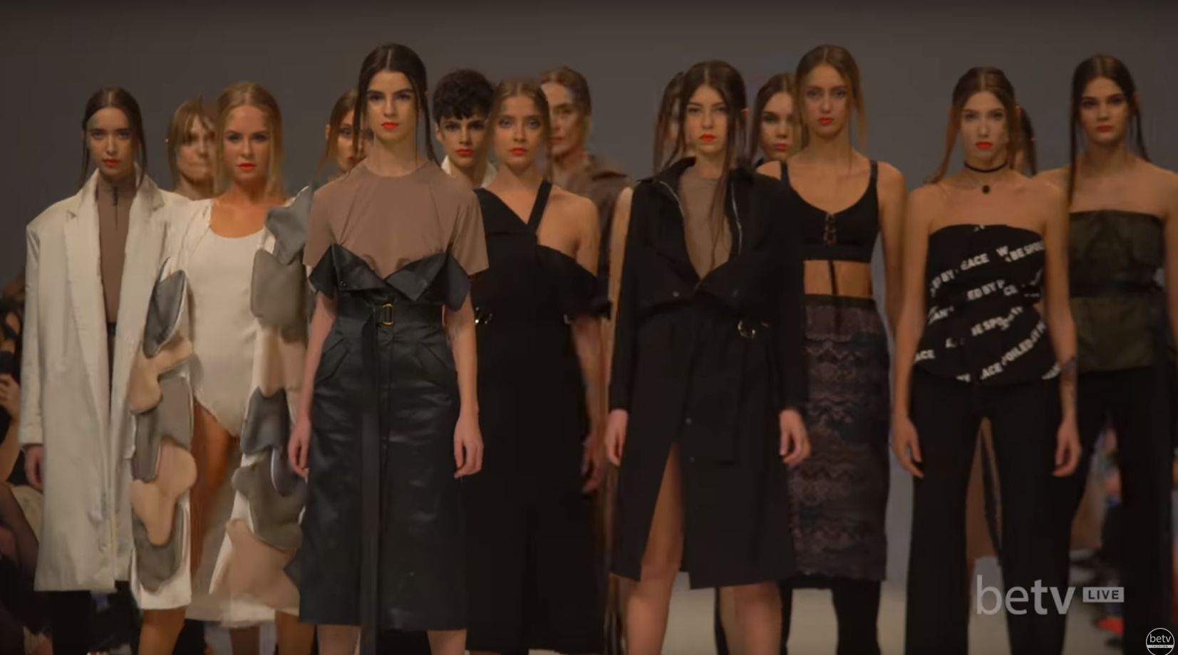 DOMANOF. Показ коллекции FW18-19 на 42 Ukrainian Fashion Week