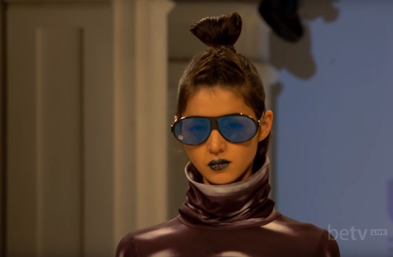 ULTRASOUND by Zherebetska&Kucher. Показ коллекции FW18-19 на 42 Ukrainian Fashion Week